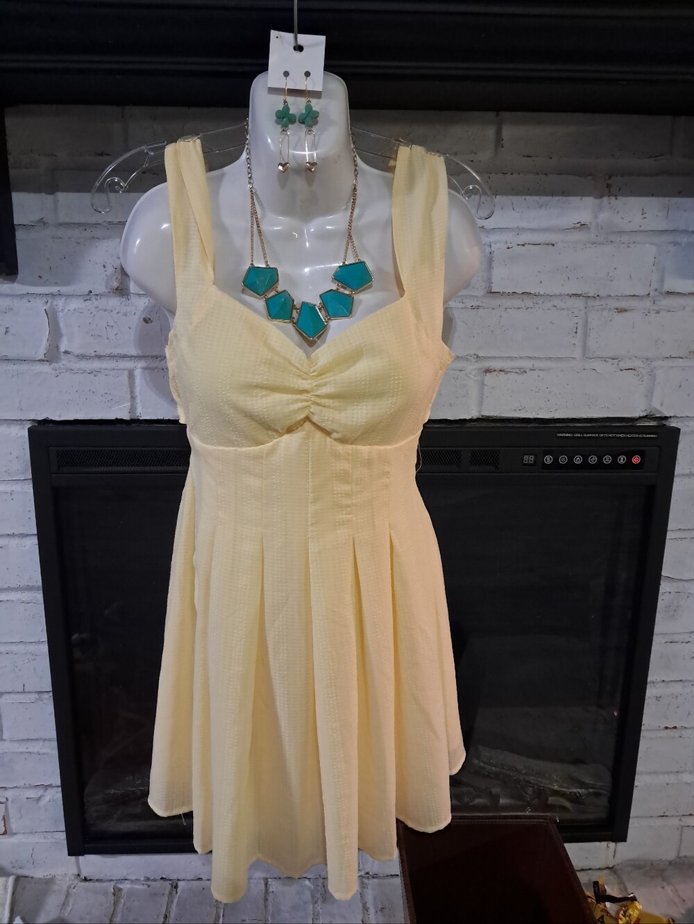 Chic Yellow Backless Dress